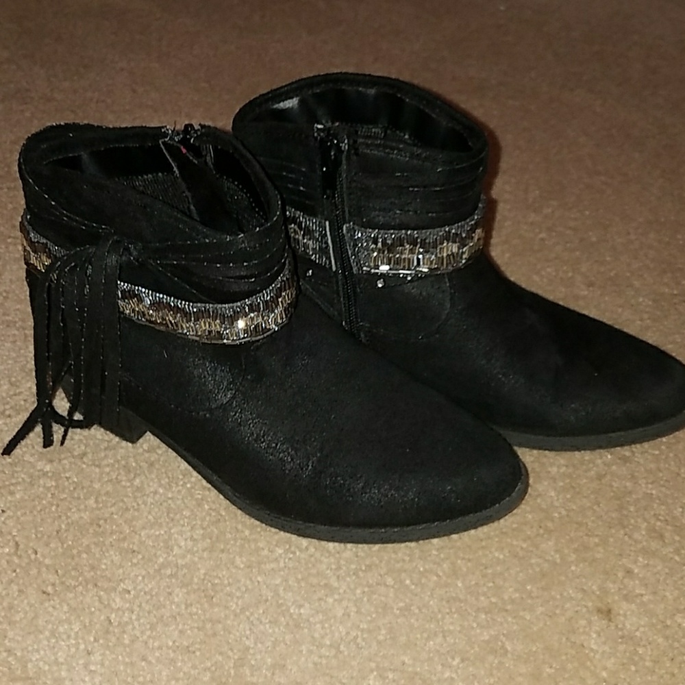 Justice Girls booties size 4